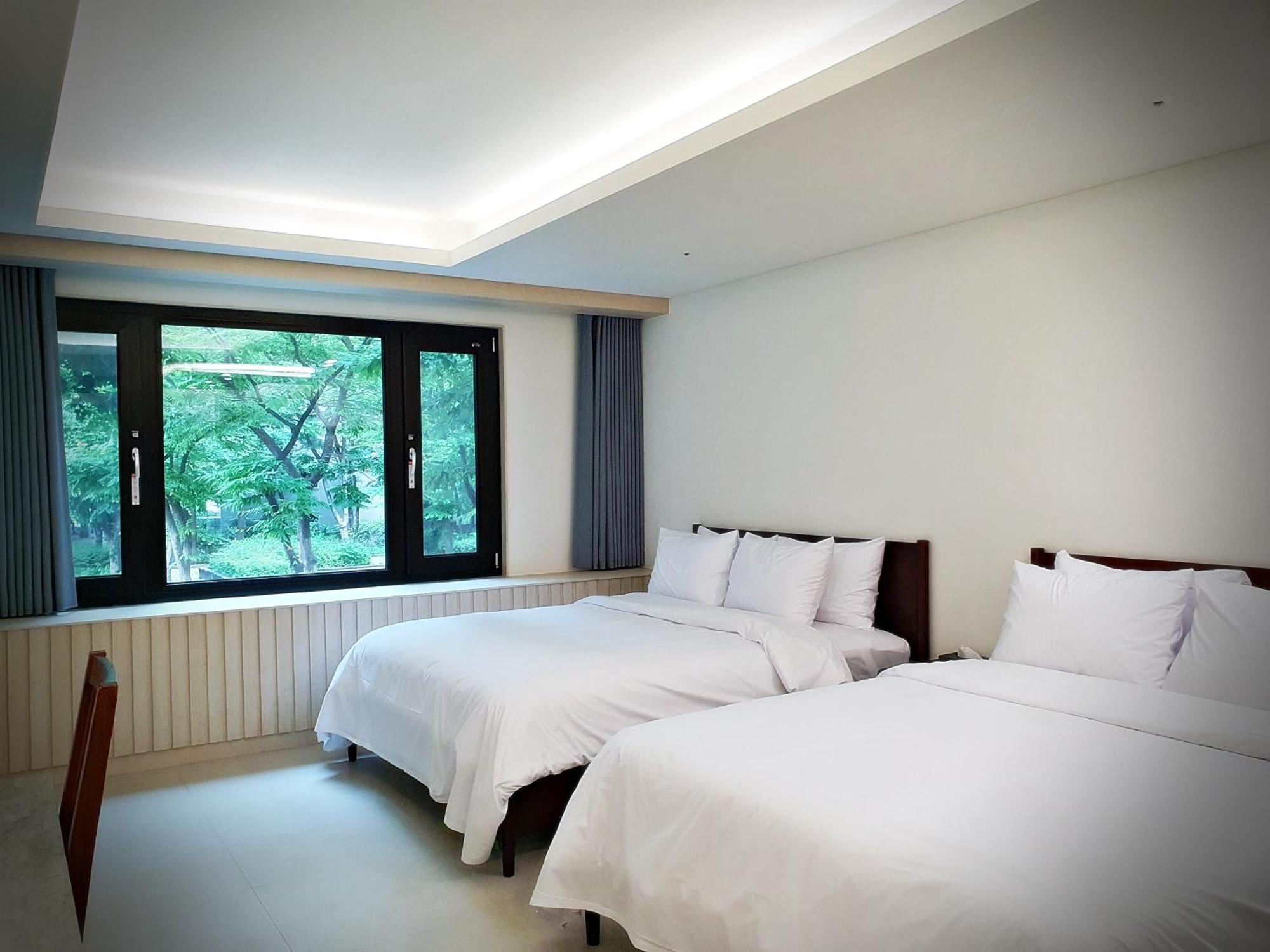 Bluebird Hotel Инчон Экстерьер фото