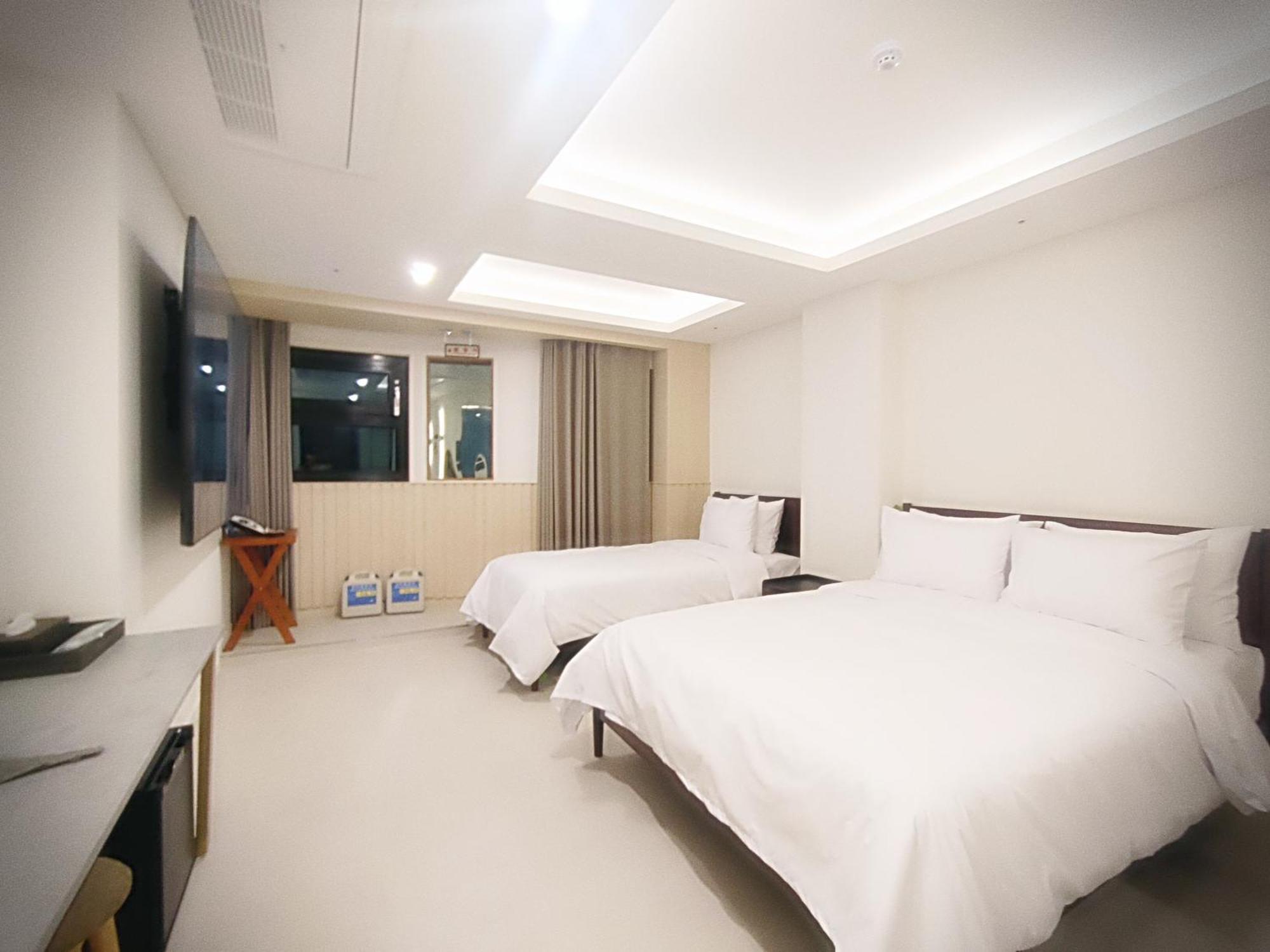 Bluebird Hotel Инчон Экстерьер фото