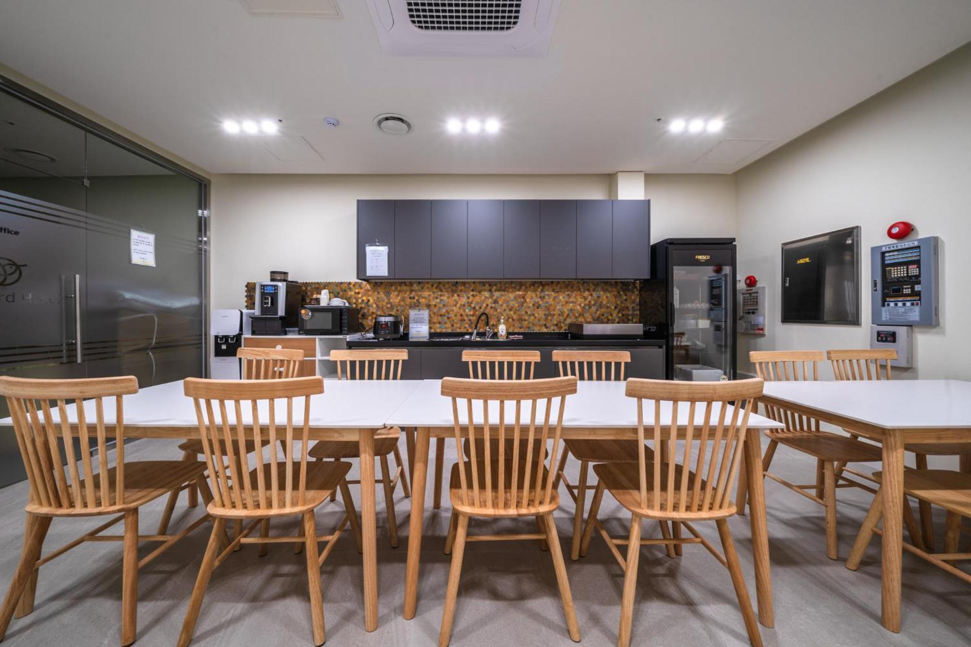 Bluebird Hotel Инчон Экстерьер фото