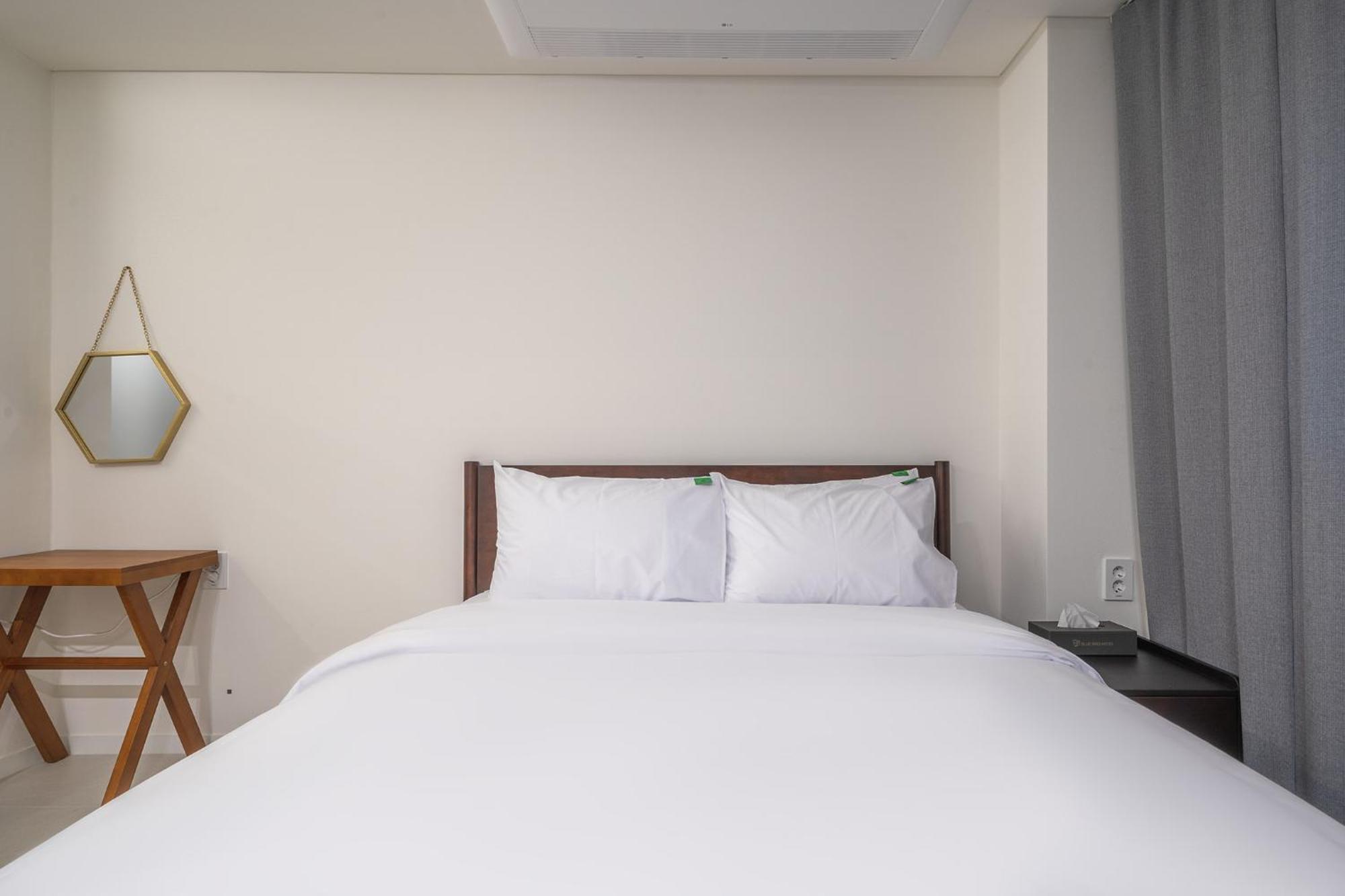 Bluebird Hotel Инчон Экстерьер фото