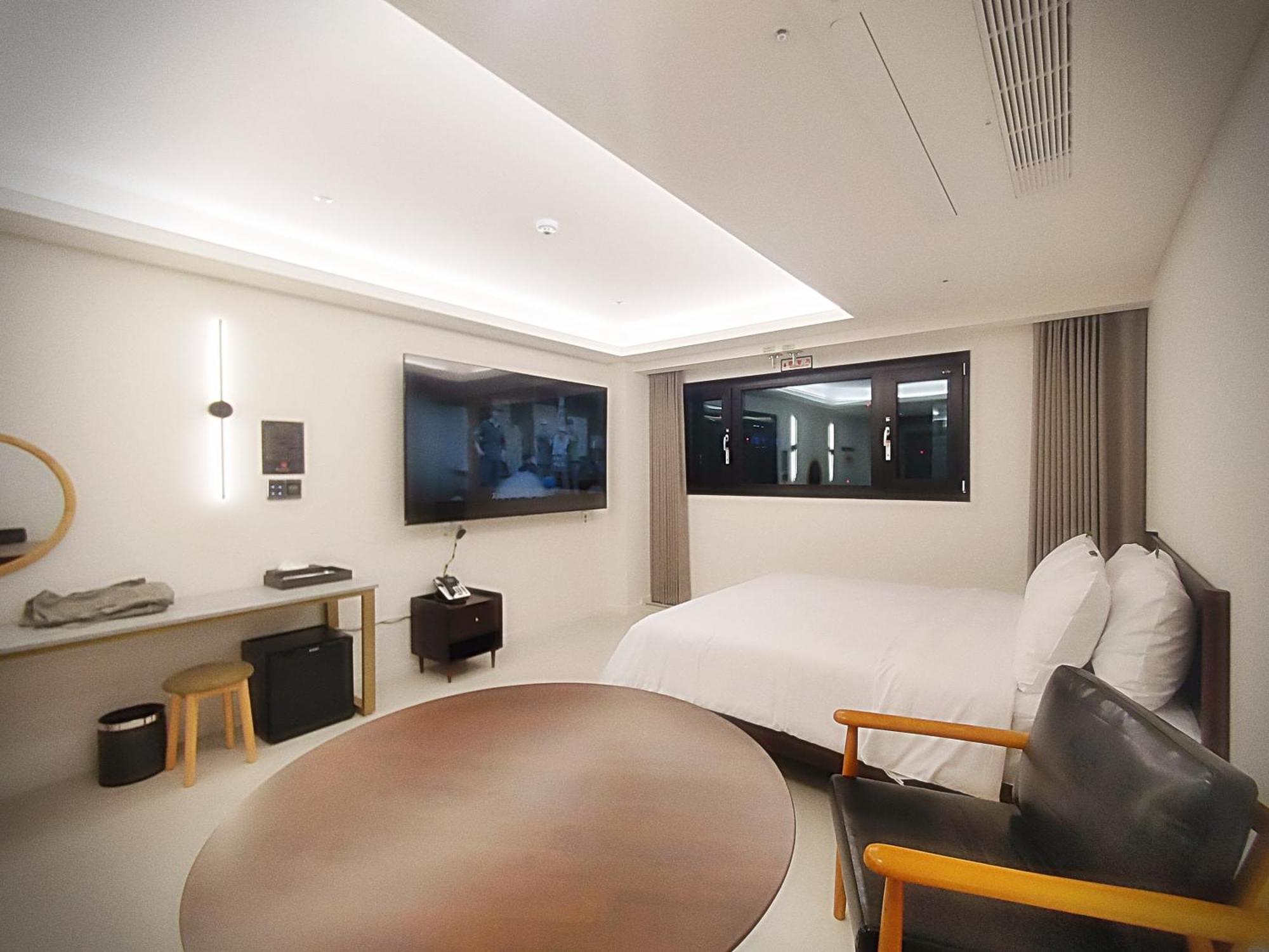 Bluebird Hotel Инчон Экстерьер фото