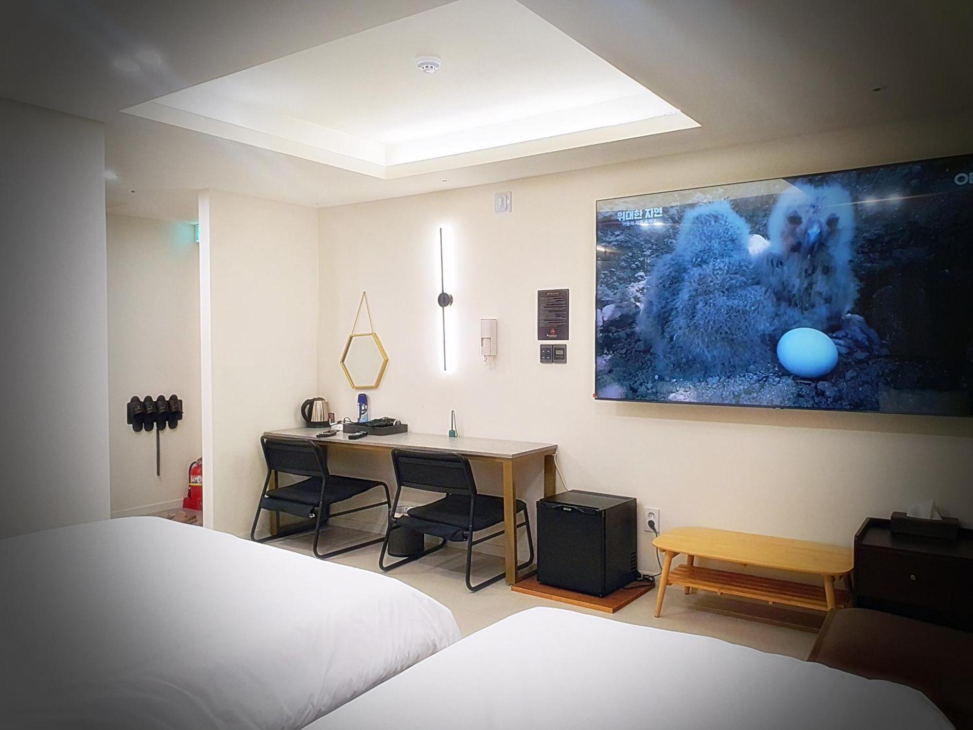 Bluebird Hotel Инчон Экстерьер фото